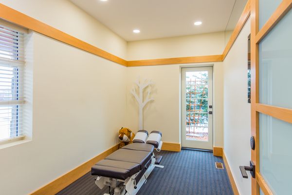 chiropractic treatment room at Reed Family Wellness Centre in Nanaimo BC